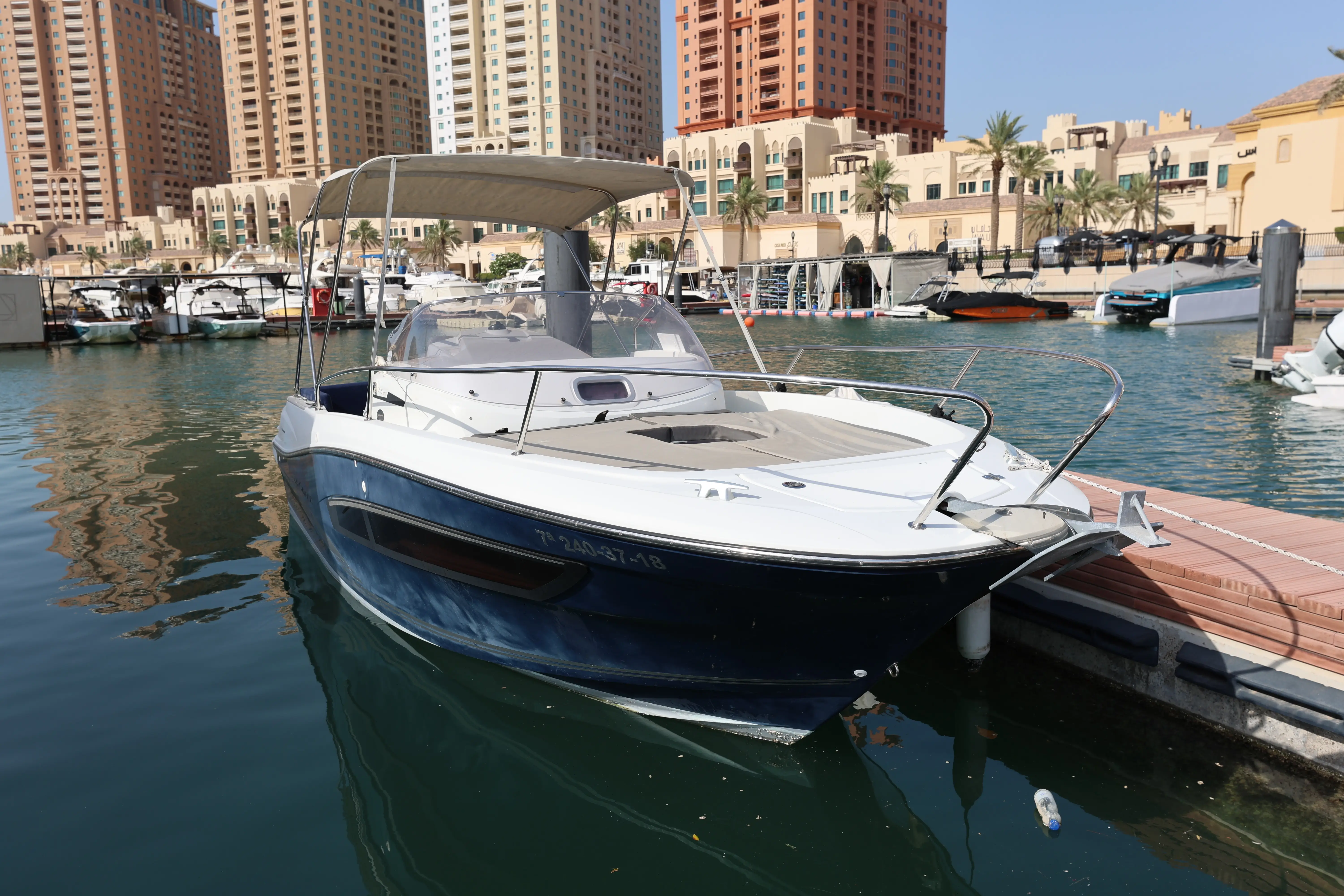 2018 Cap Camarat 7.5 WA