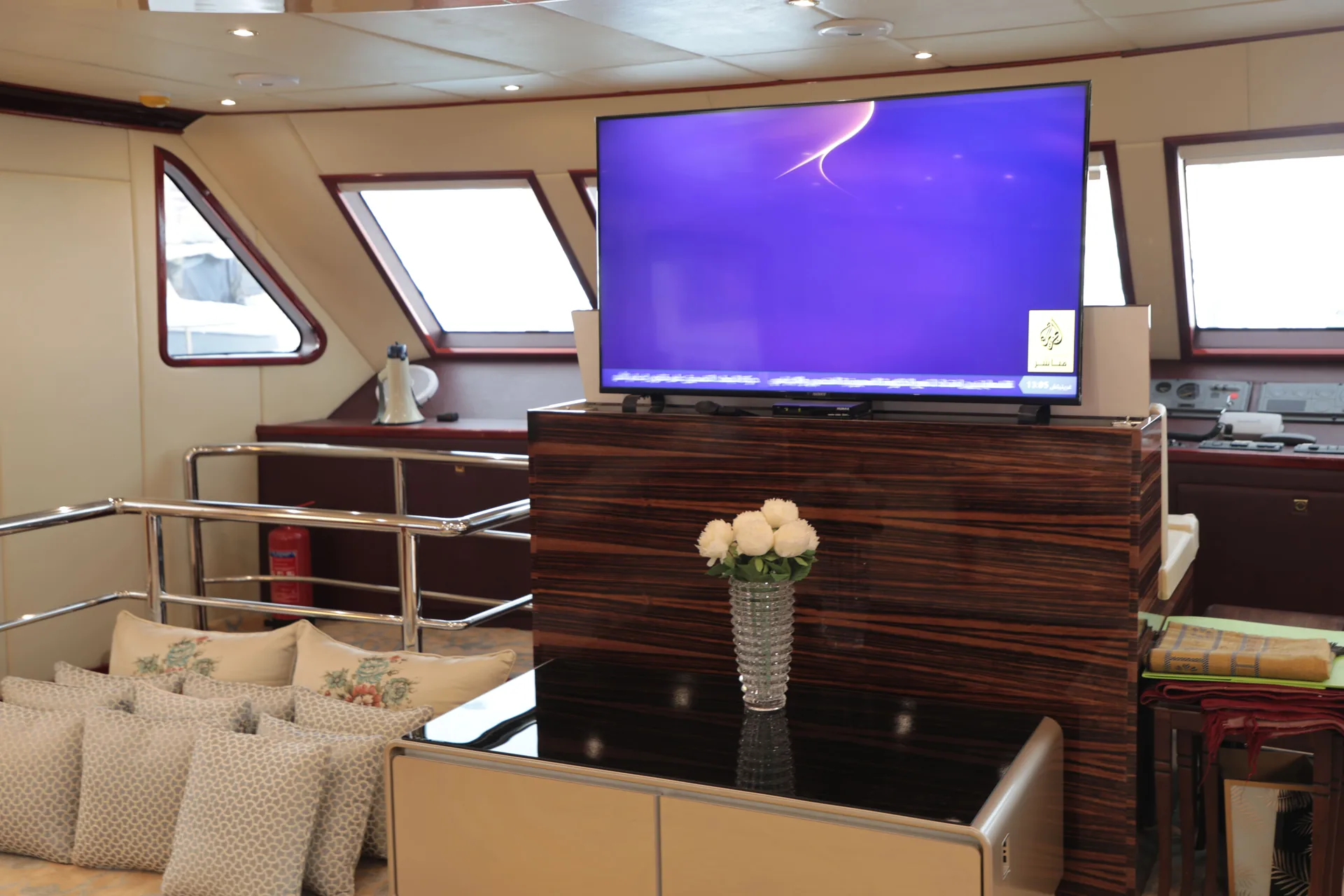 Fiber Dhow 110