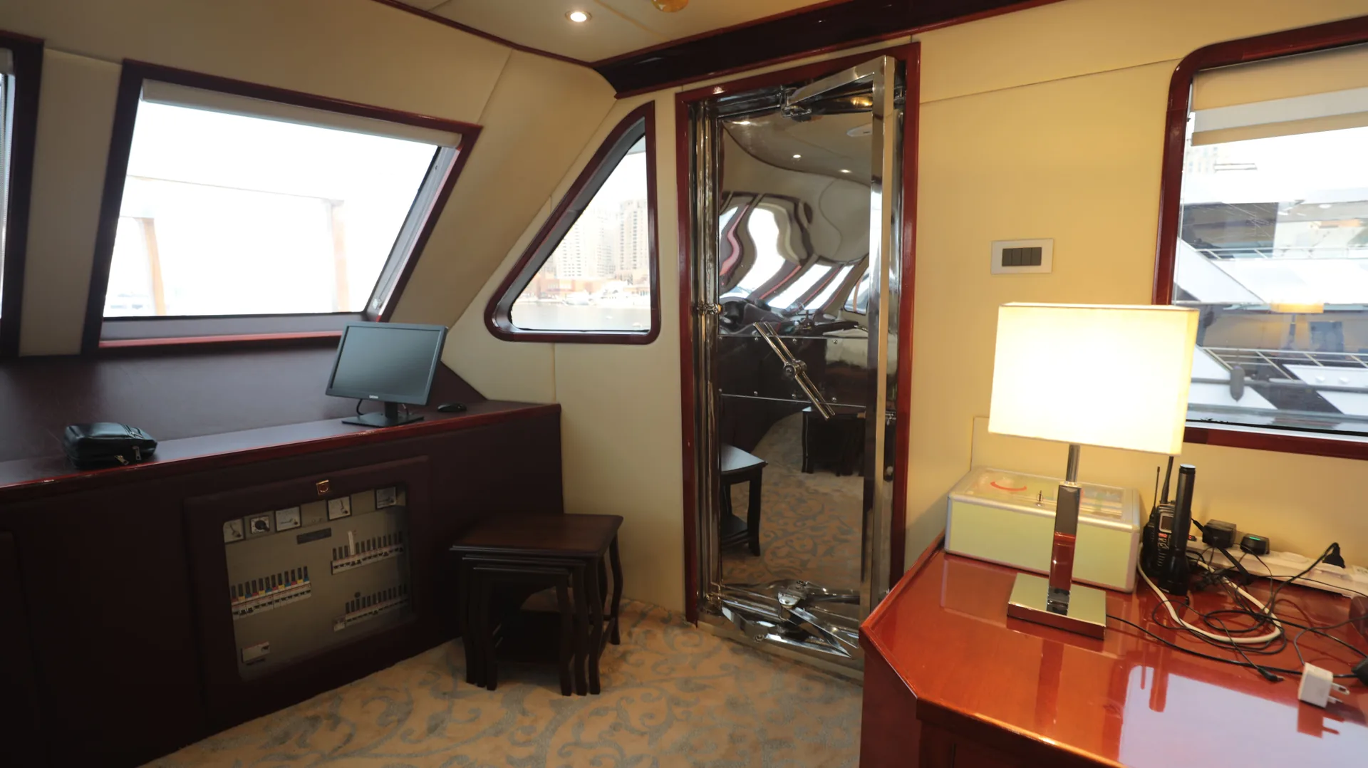 Fiber Dhow 110