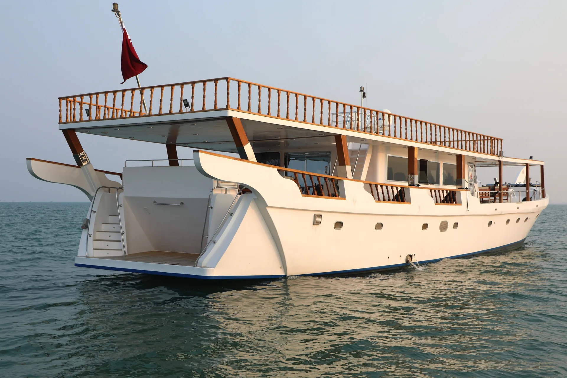 Fiber Dhow 110