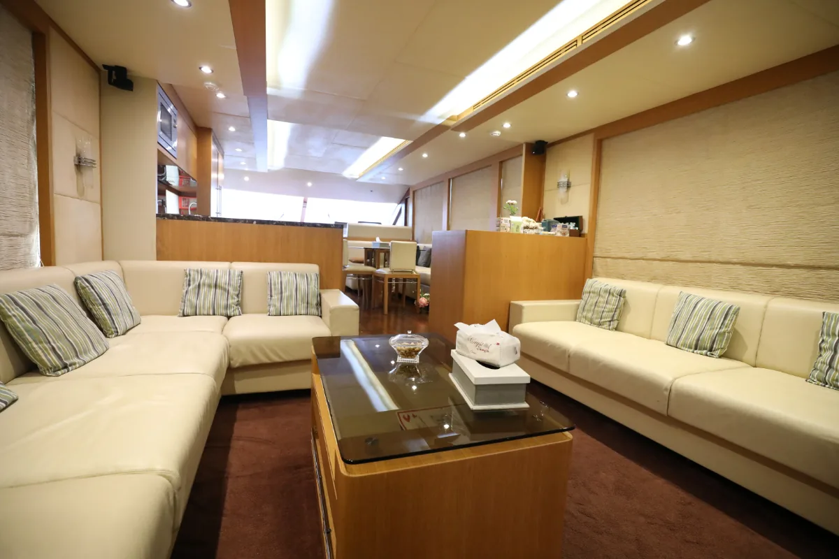 MAJESTY 70