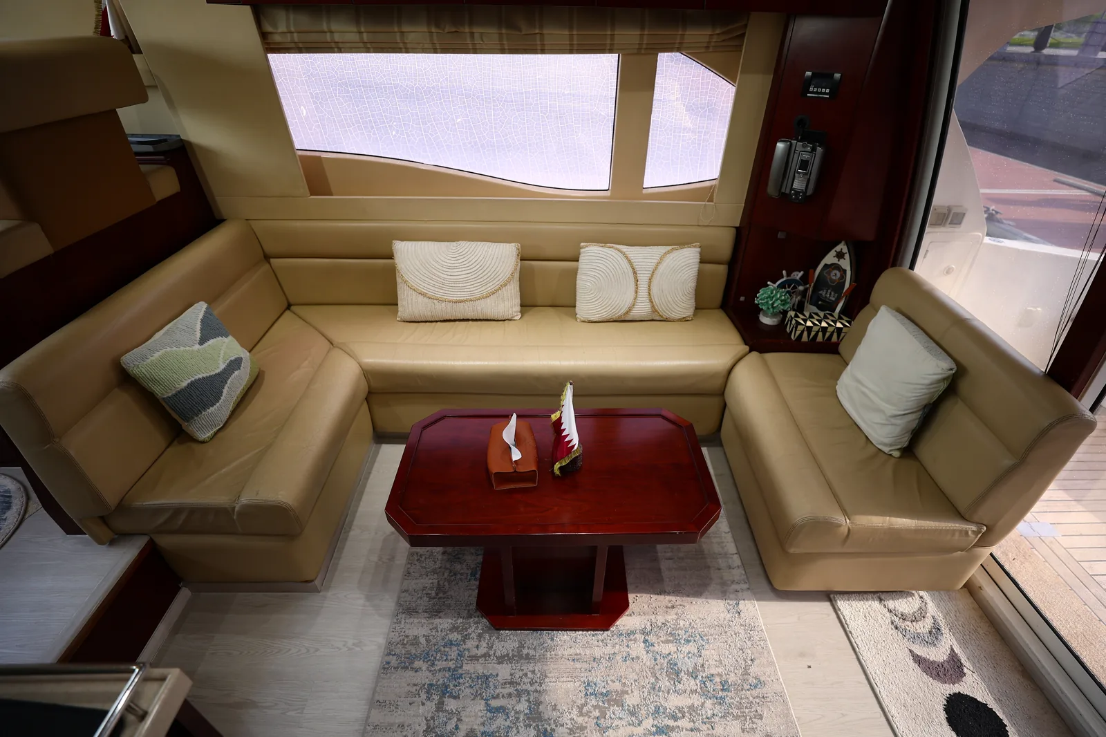 2008 Majesty 44 Motor Yacht