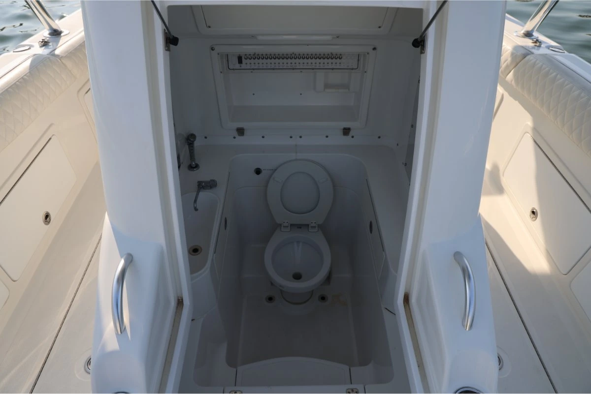 2009 Wave Breaker 36 OF Fishing Boat